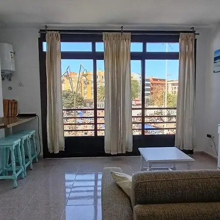 Alquilaencanarias 1 *